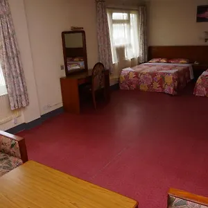 Bed & Breakfast Happiness 1